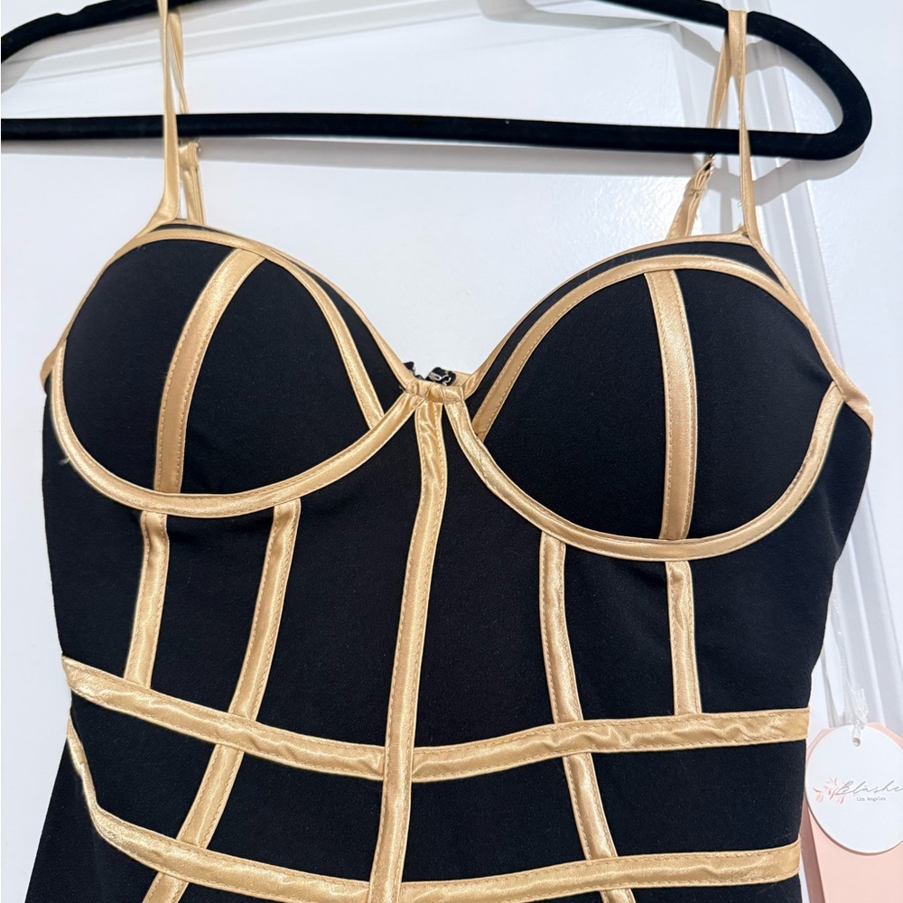 Blashe Elegant Black and Gold Dress - Picture 2 of 5
